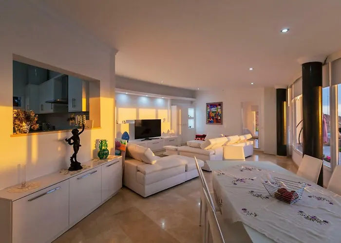 Sara In - Sara Vacation Villa *