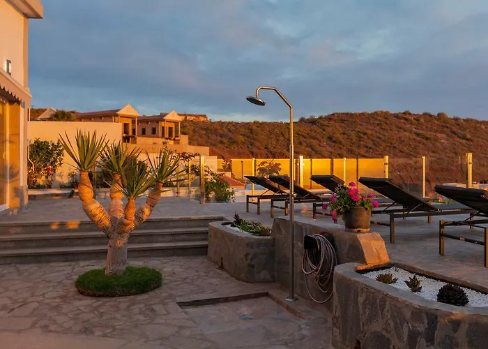 Sara In - Sara Vacation